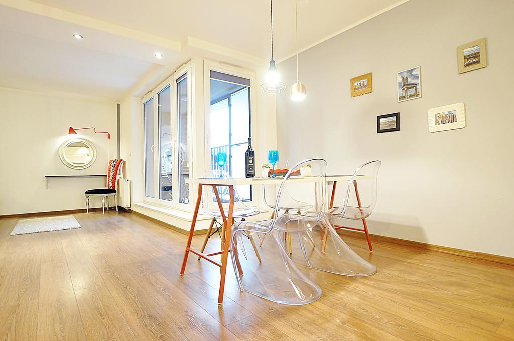 Designomania Apartments - Nadwislanska 11 Krakau Buitenkant foto
