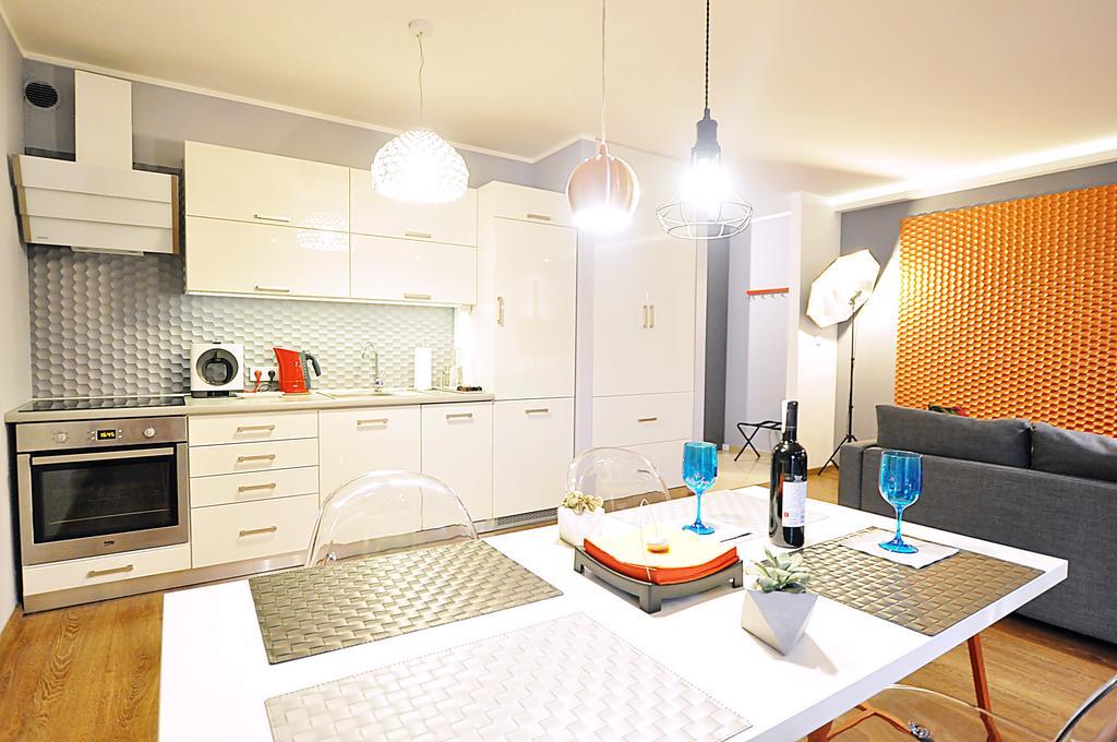 Designomania Apartments - Nadwislanska 11 Krakau Buitenkant foto