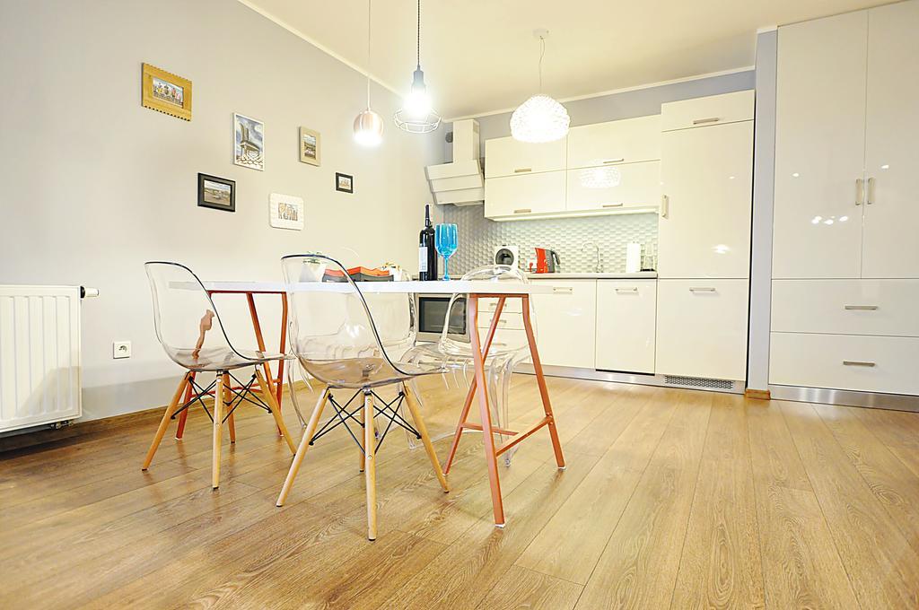 Designomania Apartments - Nadwislanska 11 Krakau Buitenkant foto