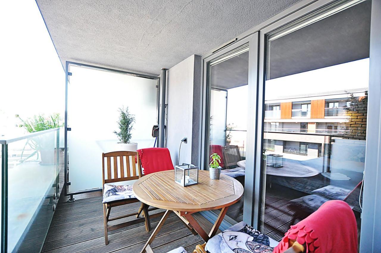 Designomania Apartments - Nadwislanska 11 Krakau Buitenkant foto