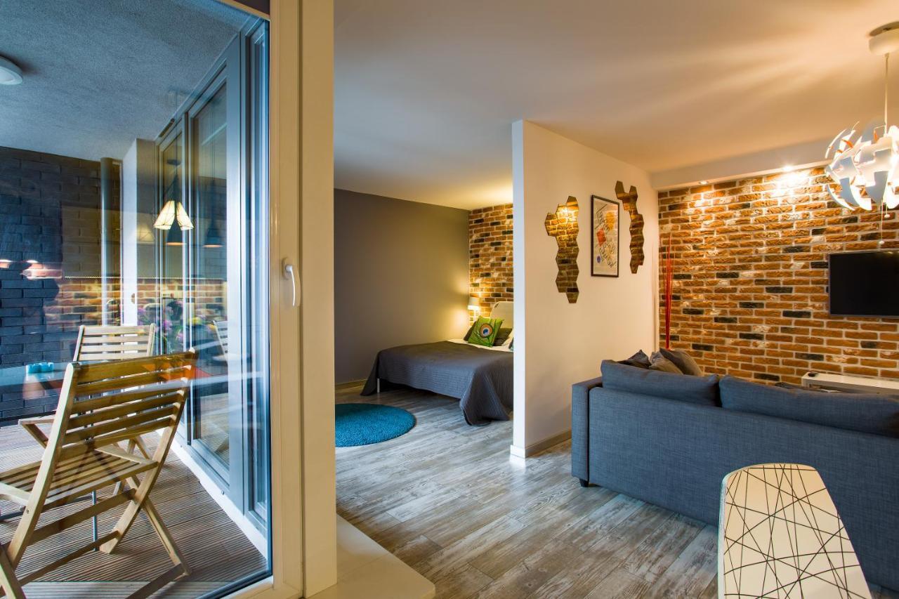 Designomania Apartments - Nadwislanska 11 Krakau Buitenkant foto